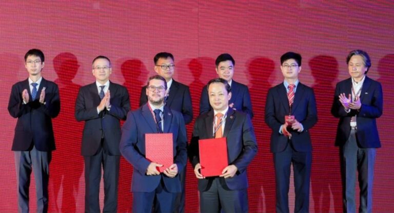 RKTech Invests in Entropy, Unlocking Access to Two Million LATAM Technology Professionals